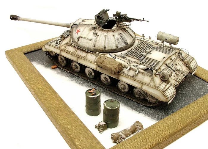 Trumpeter JS-3M Russian Heavy Tank (IS-3) 1/35