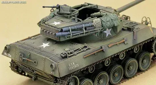 Academy M18 Hellcat (+ interior kit) 1/35