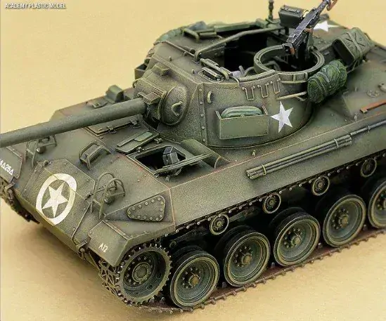 Academy M18 Hellcat (+ interior kit) 1/35