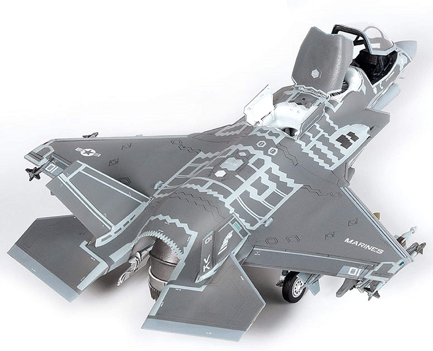 Academy USMC F-35B VMFA-121 "Green Knights" 1/72