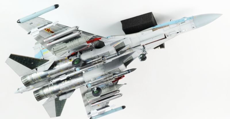 G.W.H Su-35S "Flanker E" Multirole Fighter Air to Surface Version 1/48