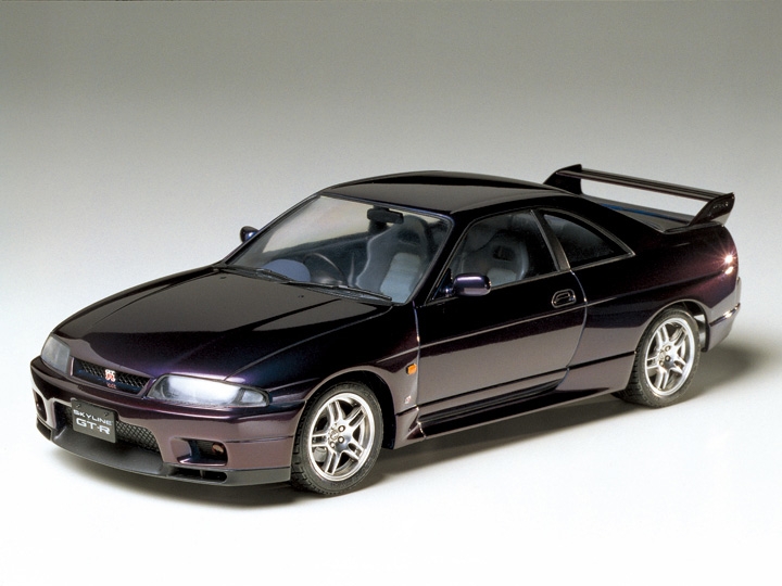 Tamiya Nissan Skyline GT-R R33 V-Spec 1/24