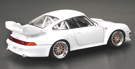 Tamiya Porsche 911 GT2 Road Ver. Club Sport 1/24