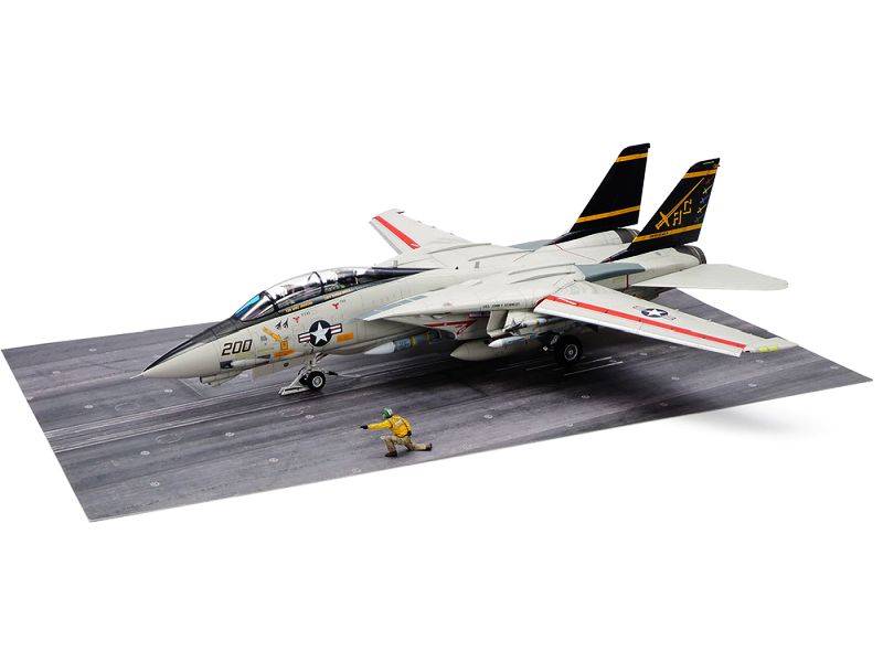 Tamiya Grumman F-14A Tomcat (Late Model) Carrier Launch Set 1/48