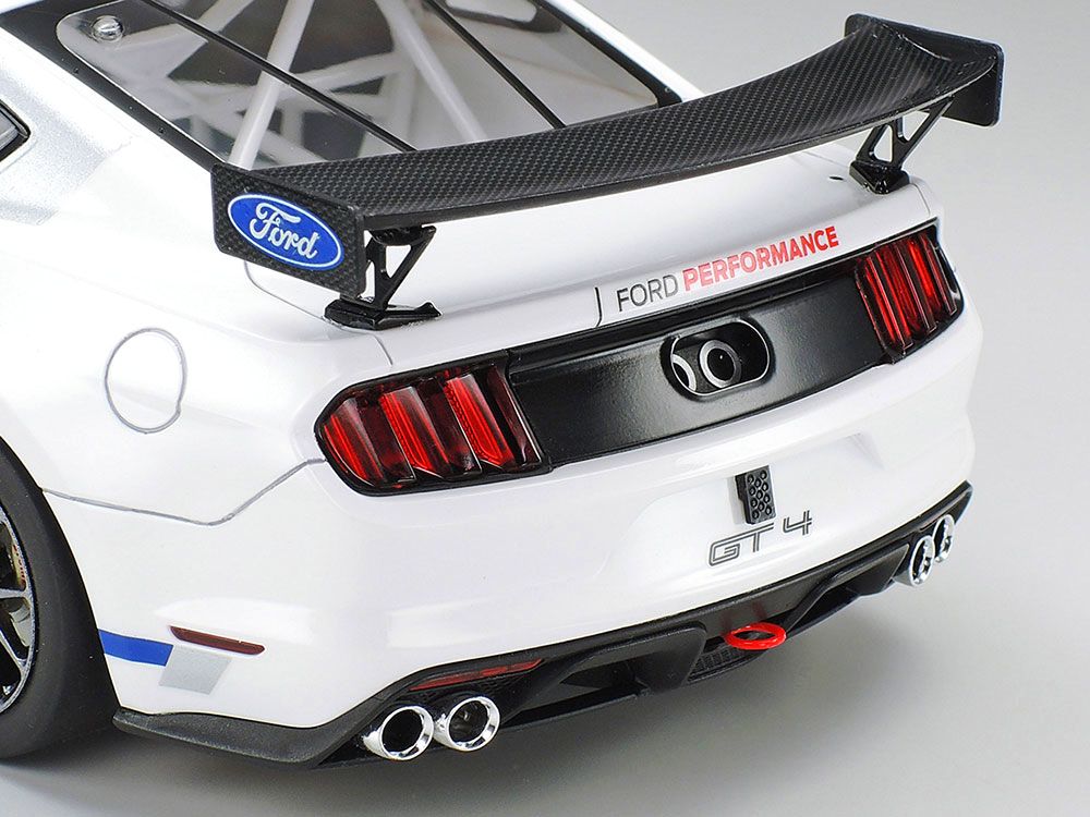 Tamiya Ford Mustang GT4 1/24