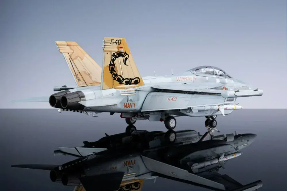 MENG Boeing EA-18G Growler 1/48