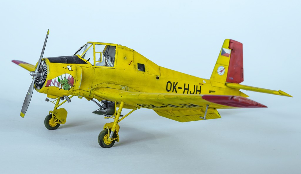 Eduard Z-37A Čmelák Weekend (ČR) 1/72