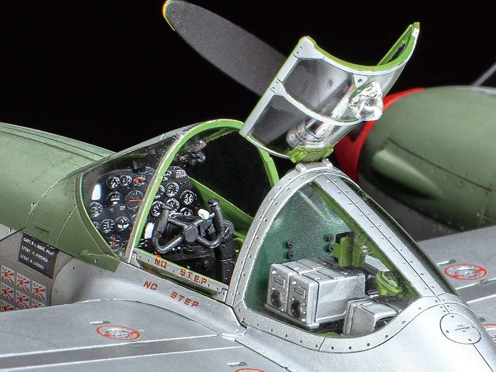 Tamiya P-38 J Lightning 1/48