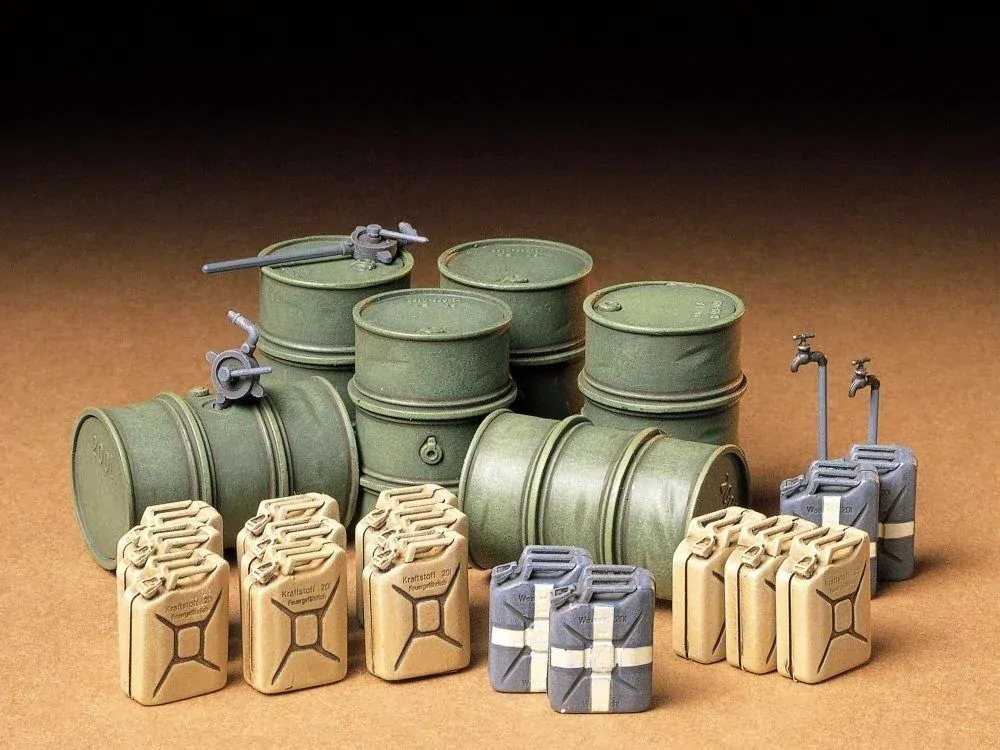 Tamiya German Fuel Drum (Kanystry + sudy) 1/35