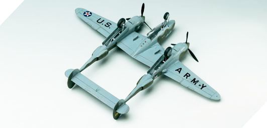 Academy P-38F Lightning "Glacier Girl" 1/48