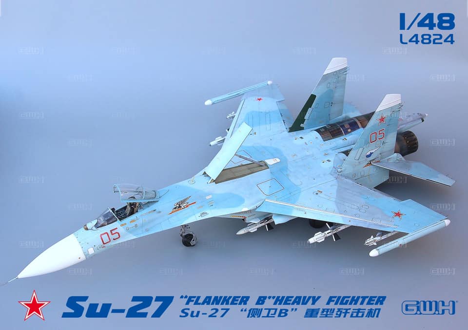 G.W.H Su-27 "Flanker B" Heavy Fighter 1/48