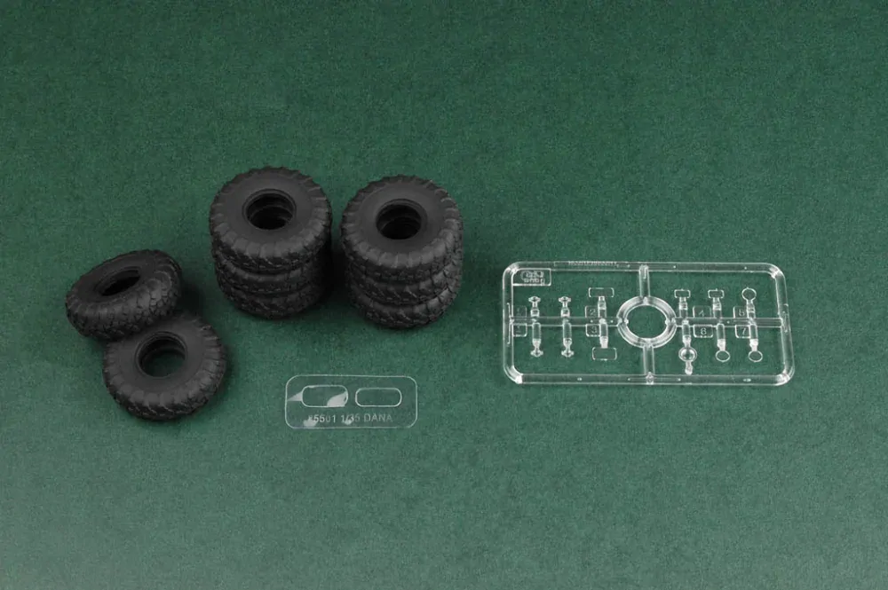 Hobby Boss 152mm ShkH DANA vz.77 (ČR) 1/35