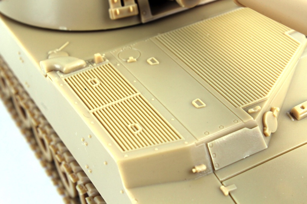 Kinetic M109A2 Self-Propelled Howitzer Paladin 1/35