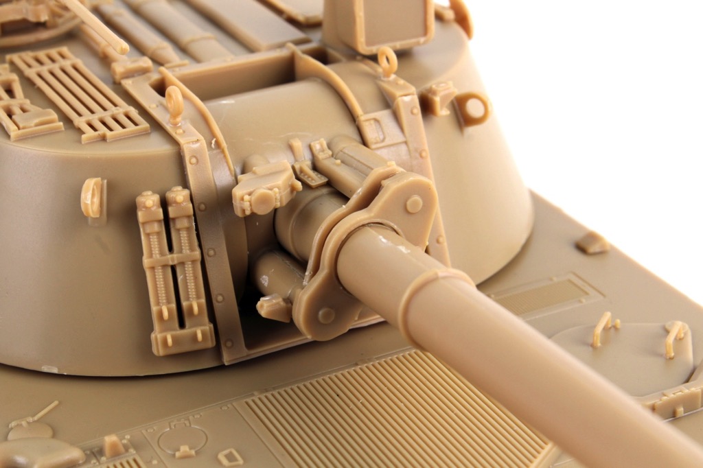 Kinetic M109A2 Self-Propelled Howitzer Paladin 1/35