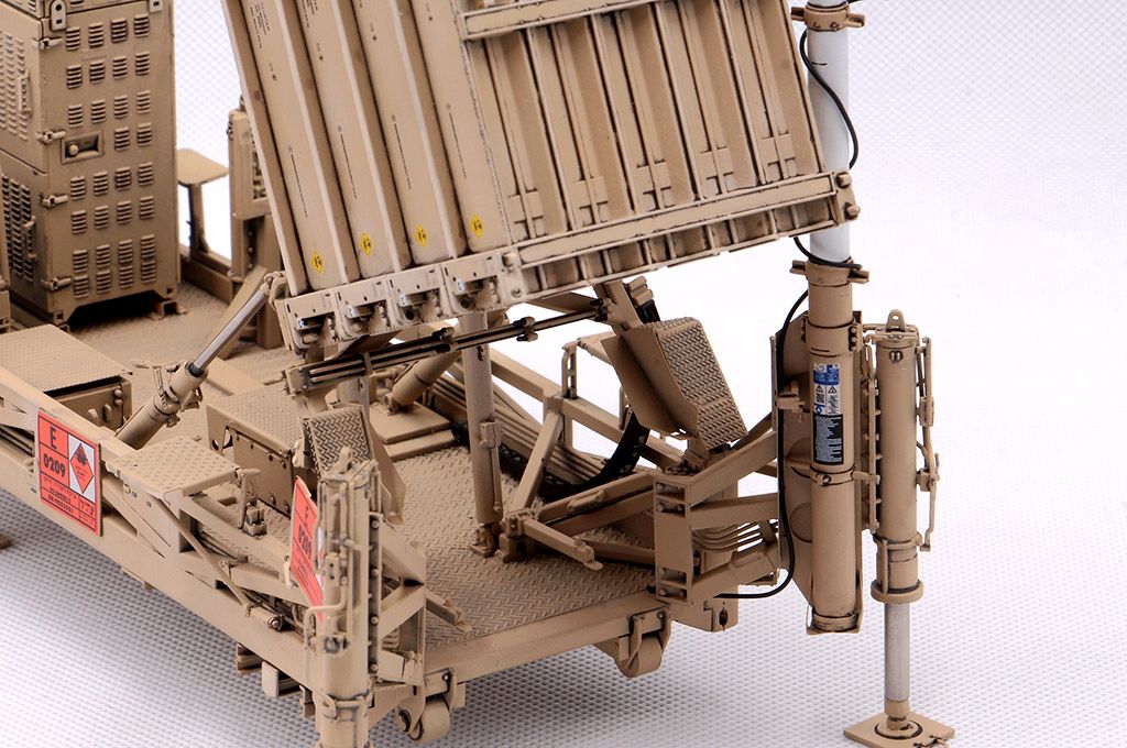 Trumpeter Iron Dome Air Defense System 1/35