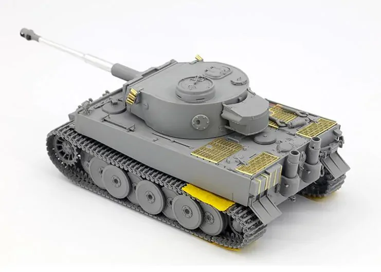 Border Model Tiger I Initial Production 3in1 (Leningrad region 1942/3) 1/35