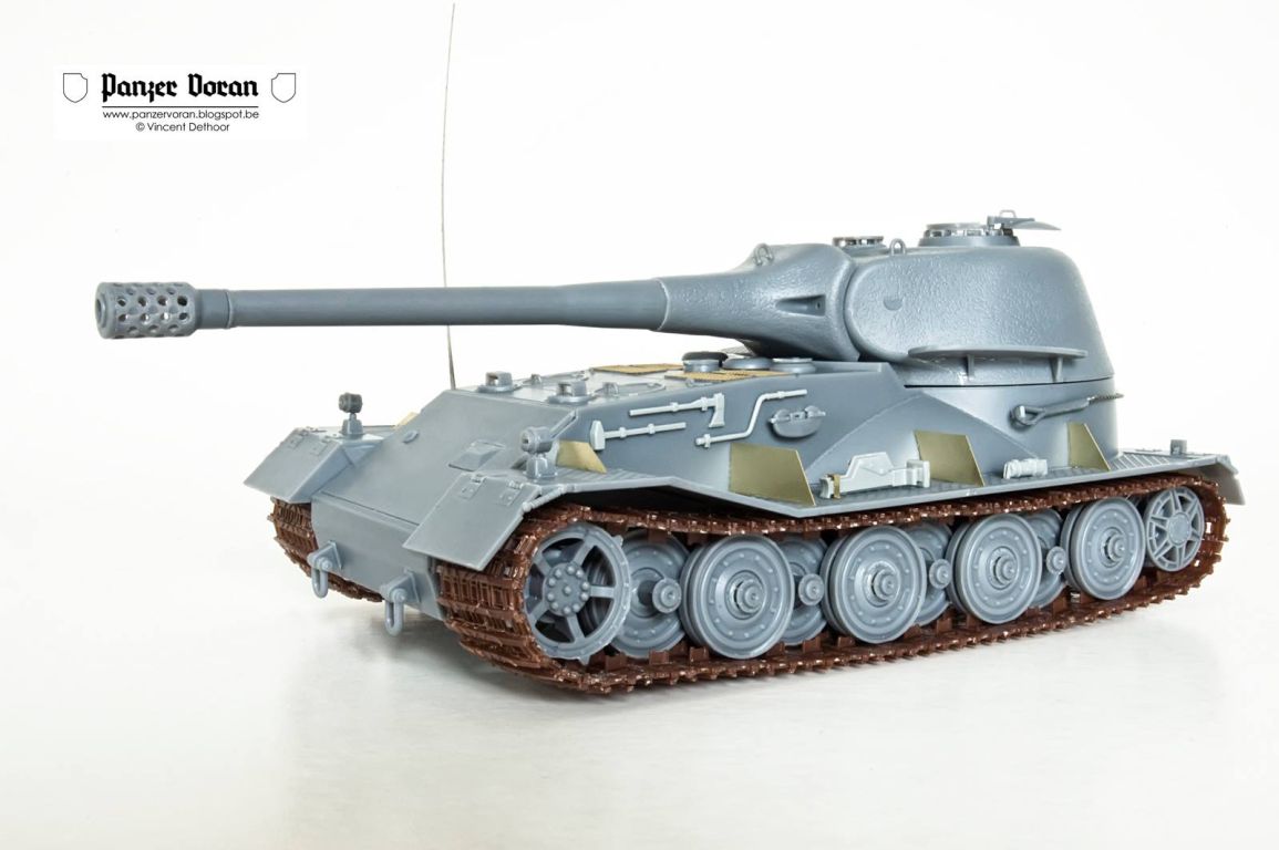 Amusing Hobby Panzerkampfwagen VK72.01(K) 1/35