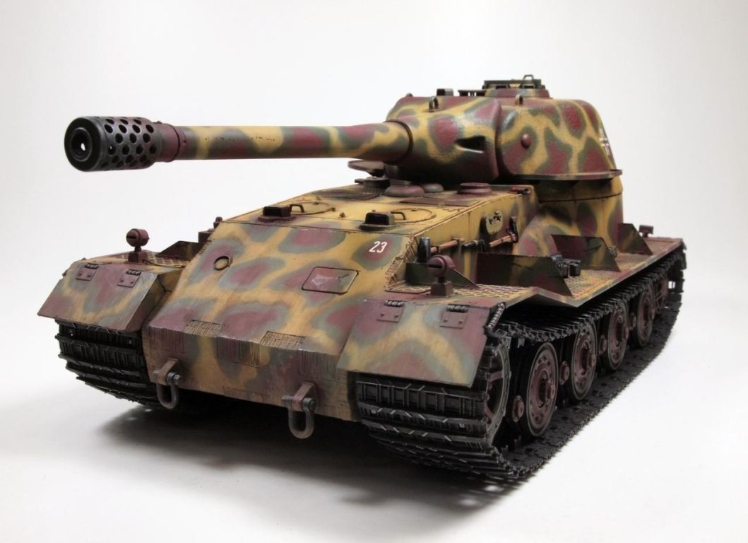 Amusing Hobby Panzerkampfwagen VK72.01(K) 1/35
