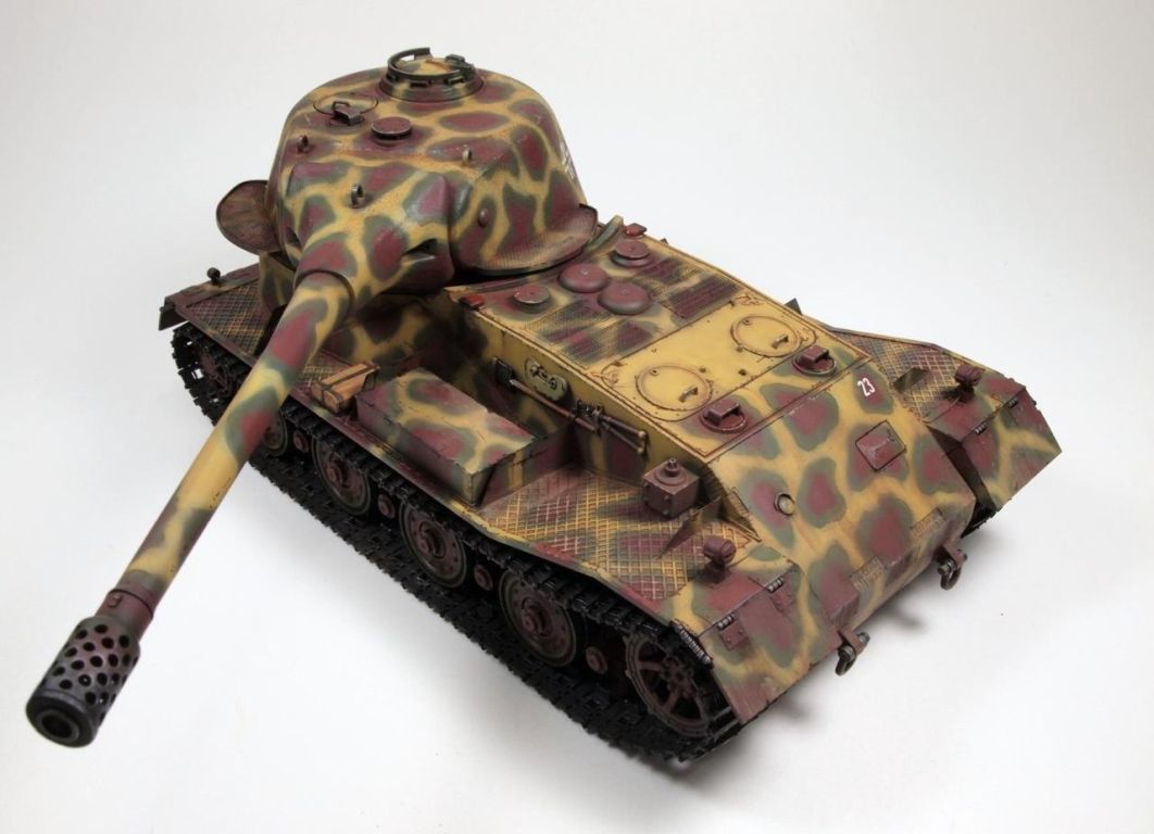 Amusing Hobby Panzerkampfwagen VK72.01(K) 1/35
