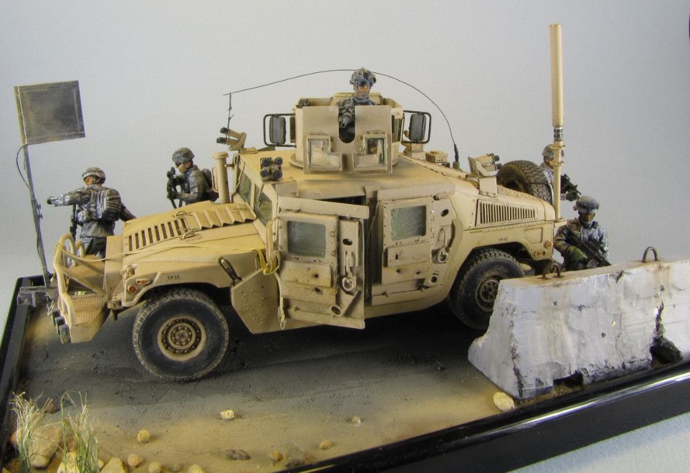 Bronco M1114 Up-Armored HA Tactical Vehicle 1/35
