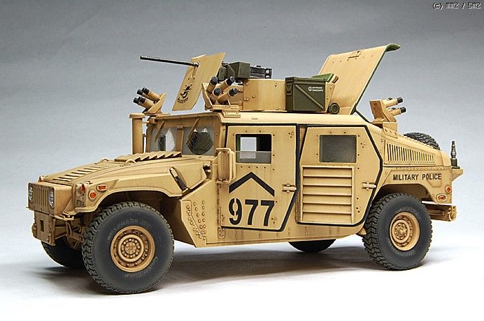 Bronco M1114 Up-Armored Tactical Vehicle 1/35