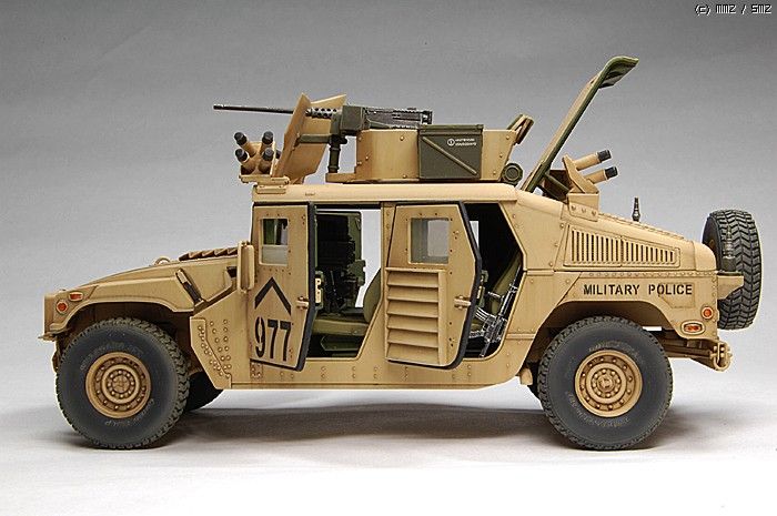 Bronco M1114 Up-Armored Tactical Vehicle 1/35