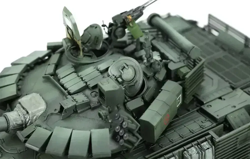 MENG T-72B3M w/KMT-8 Mine Clearing System - With Workable Tracks 1/35