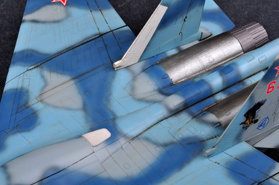 Trumpeter Russian Su-33 Flanker D 1/72