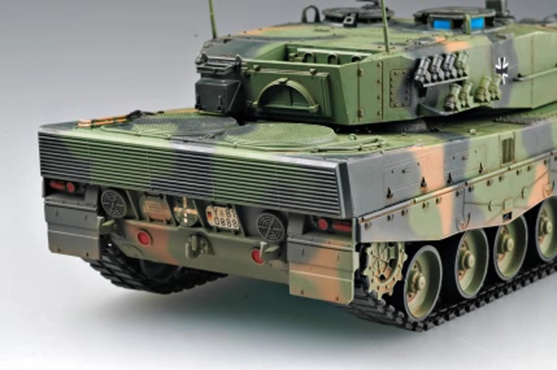 Hobby Boss German Leopard 2 A4 tank 1/35