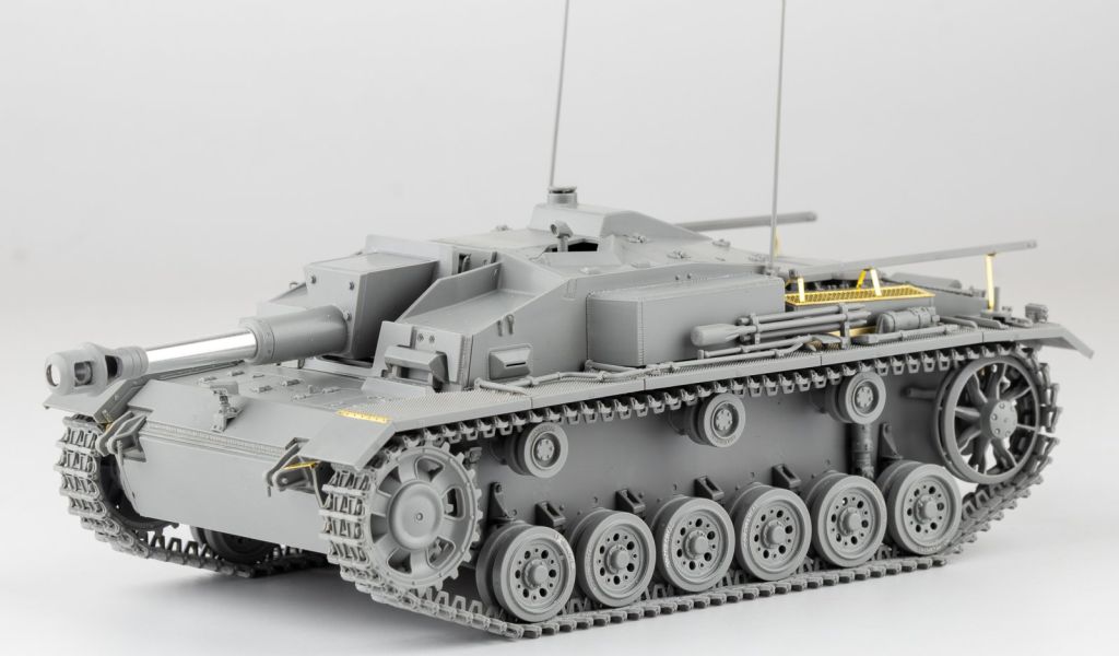 Takom 10.5cm StuH42 Ausf. E/F 1/35