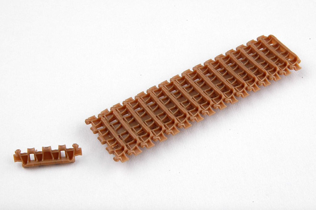 Trumpeter PANTHER D Workable Track links for *German VK1602 LEOPARD - pohyblivé pásy 1/35
