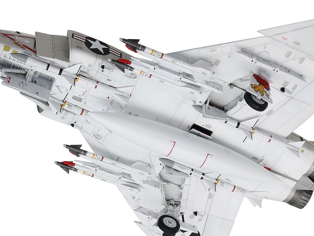 Tamiya McDonnell Douglas F-4B Phantom II 1/48