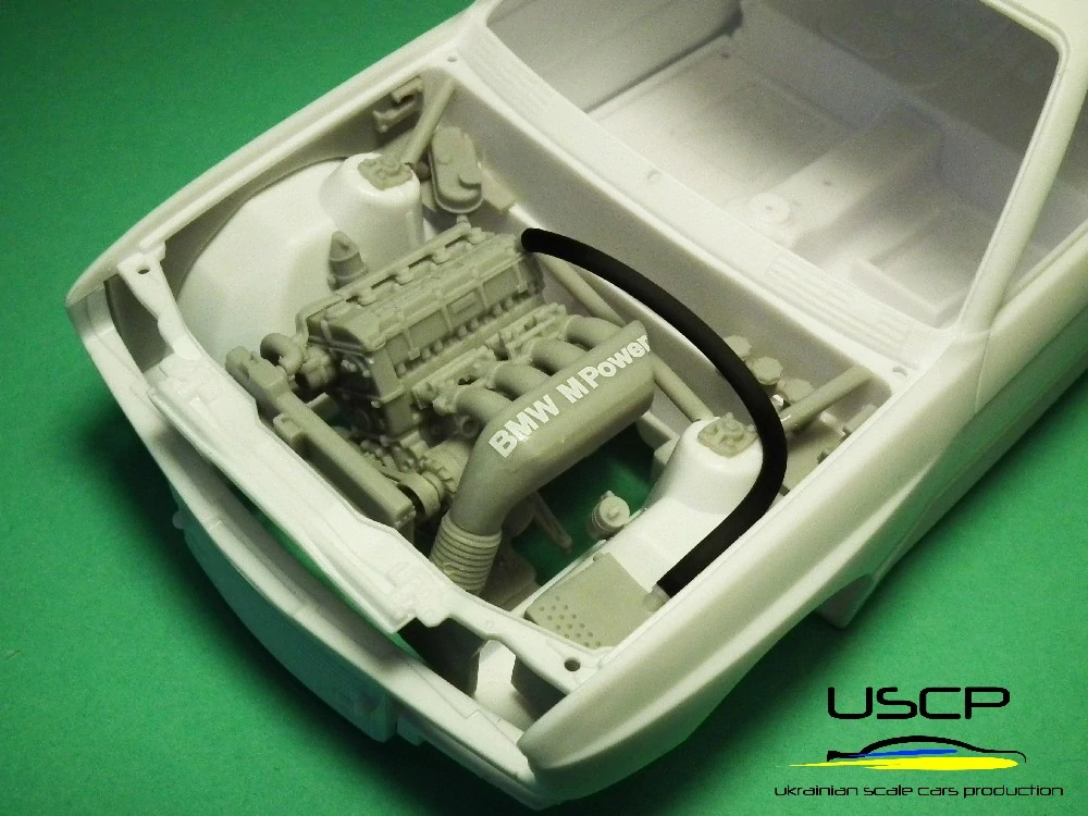 USCP BMW M3 E30 Racing Engine Bay Set - Motorový prostor 1/24