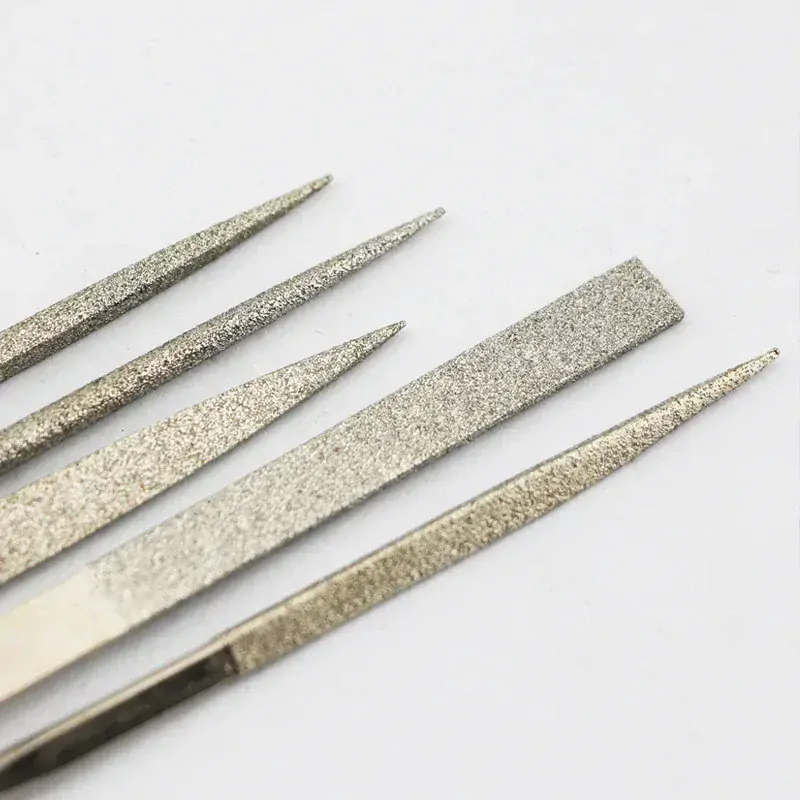 Set diamantových jehlových pilníků 5 v 1