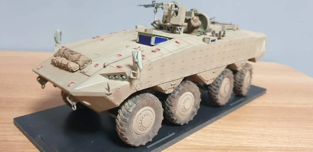 Hobby Boss IDF Eitan Wheeled APC 1/35