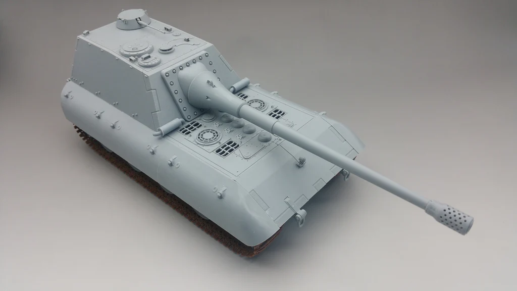 Amusing Jagdpanzer E-100 1/35