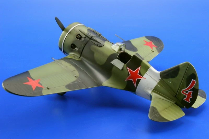 Eduard I-16 type 10 ProfiPACK 1/48