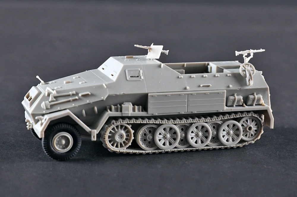 Trumpeter d.Kfz.8 Gepanzerte 12t 1/72