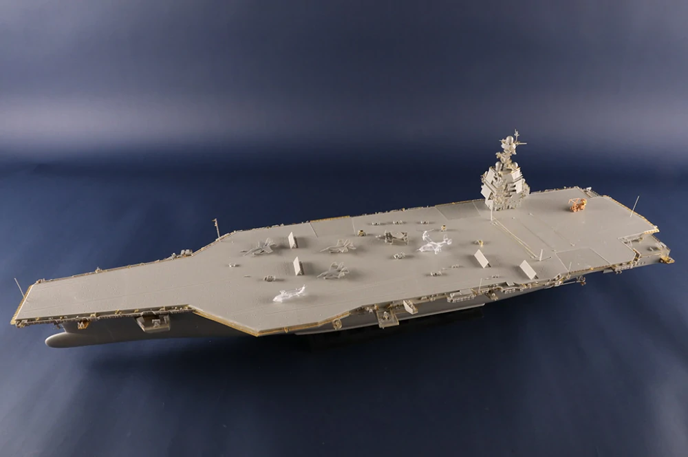 Trumpeter USS Gerald R.Ford CVN-78 1/350