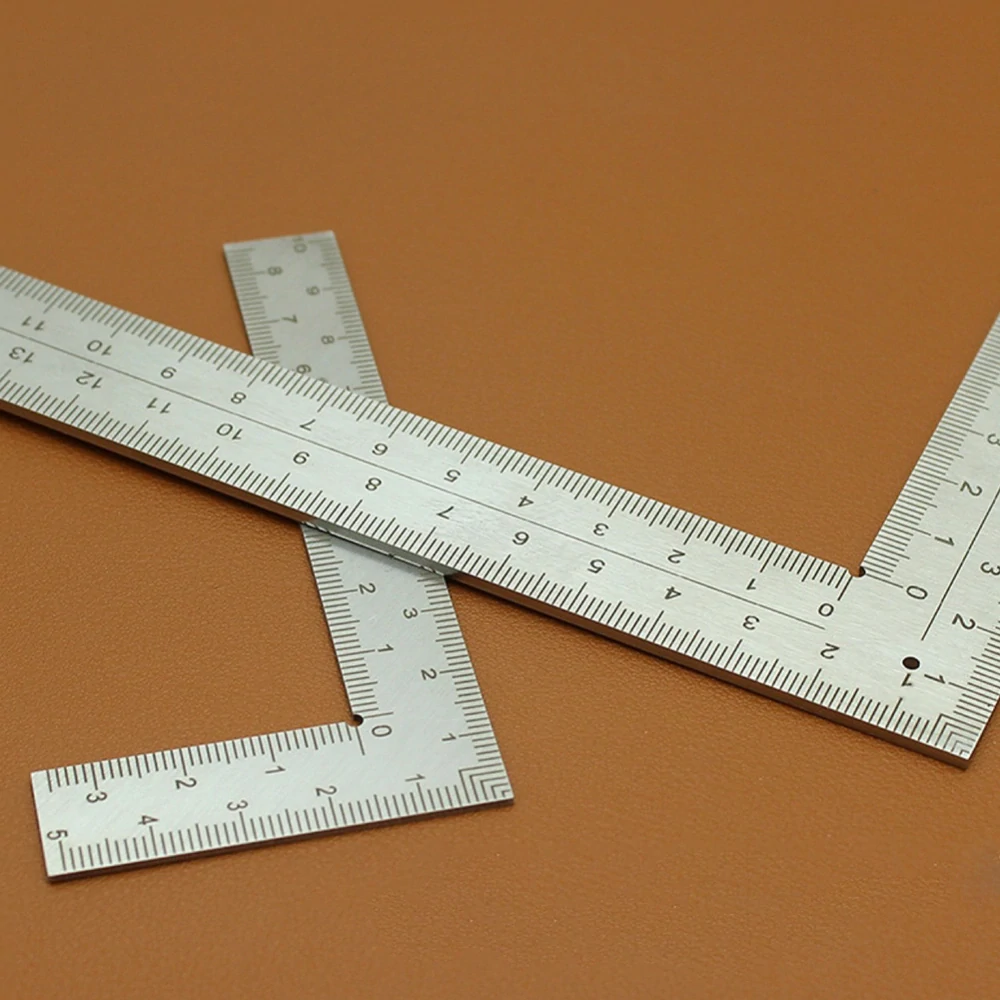 Pravítko L ocelové řezací pravoúhlé - 10 x 5cm
