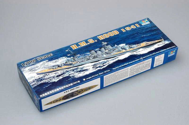 Trumpeter HMS Hood 1941 1/700