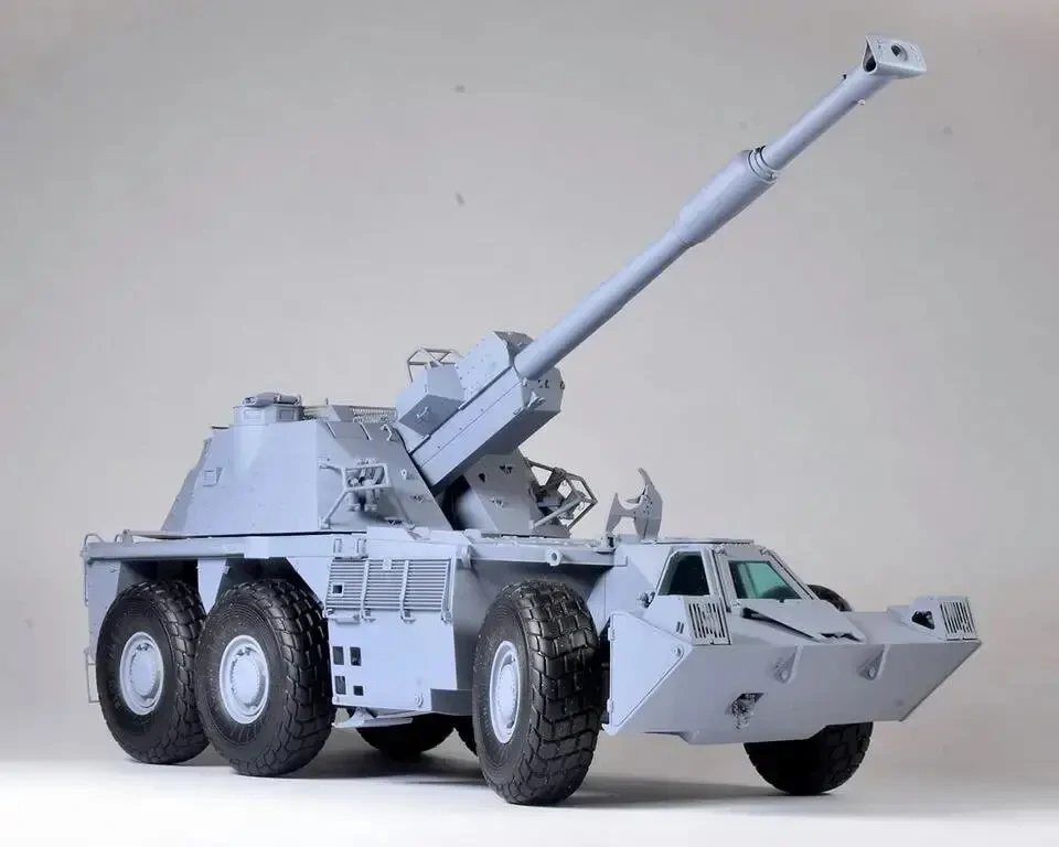 Takom G6 Rhino SANDF Self-Propelled Howitzer 1/35