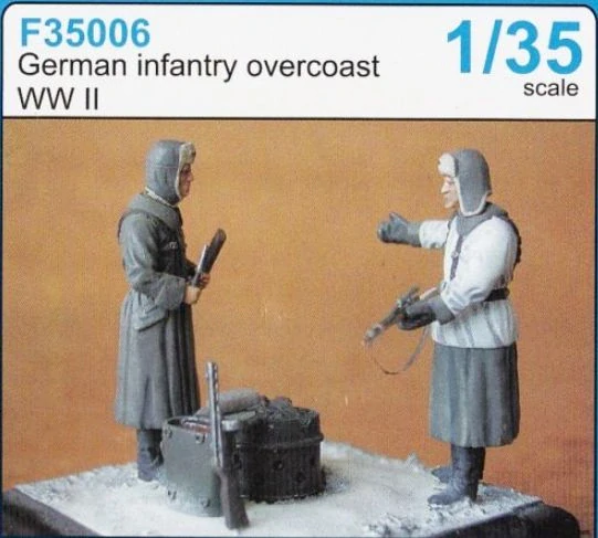 CMK German Infantry Overcoat (2 fig.) 1/35