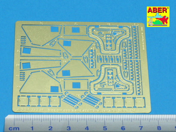 Aber Side bin doors and additional parts for Puma (Sd.Kfz.234) 1/35