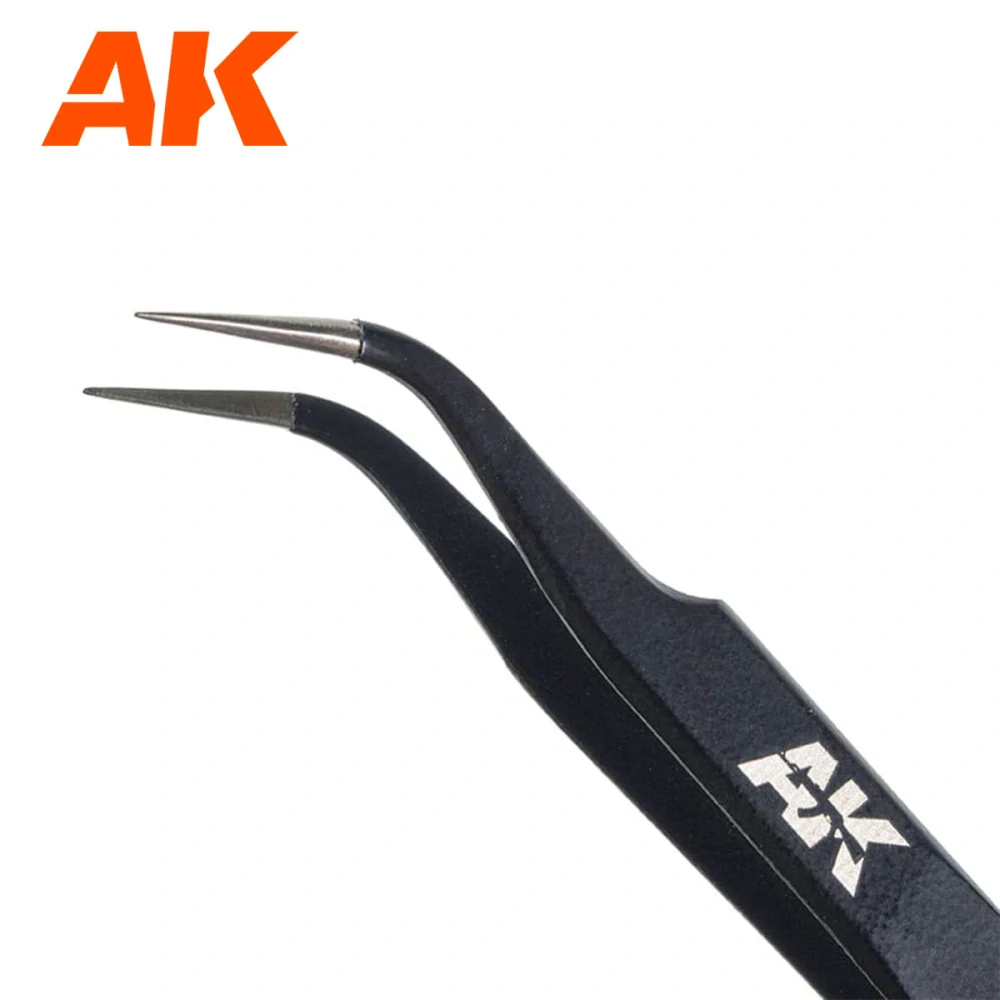 AK Precision Curved Tweezers / Precizní pinzeta špičatá zahnutá