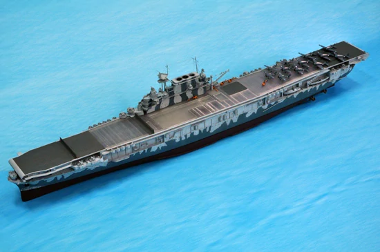 I Love Kit USS Hornet CV-8 1/200