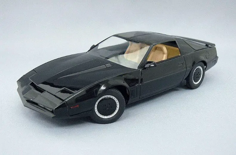 Aoshima Knight Rider Knight2000 K.I.T.T. 1/24