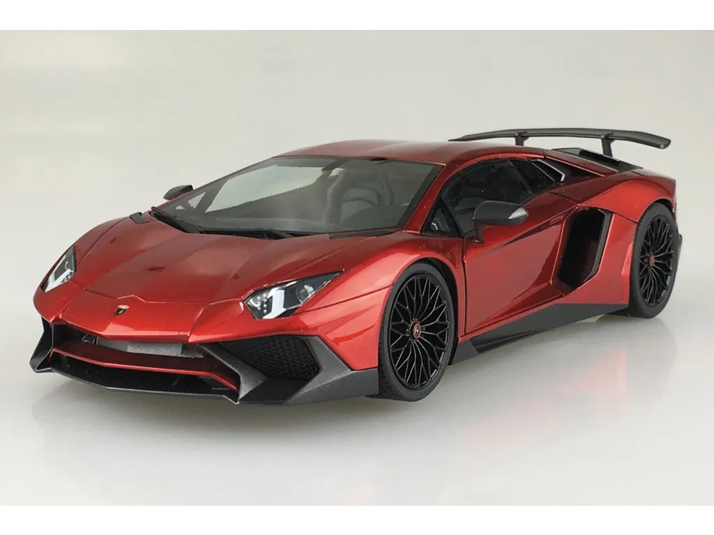 Aoshima Lamborghini Aventador SV 2015 1/24