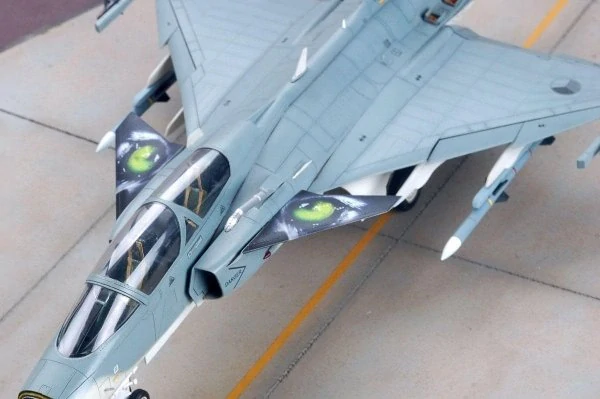 Kittyhawk Jas-39B/D ”Gripen” (ČR) 1/48