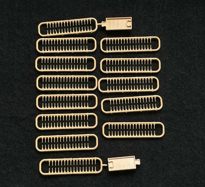 RFM Workable Track Links RMSH Late Type for T-55 / T-72 / T-62 - pohyblivé pásy 1/35